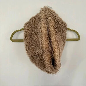 American Eagle Cream/Brown Fur Infinity Winter Scarf